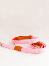 Load image into Gallery viewer, 'peach squeeze' collar