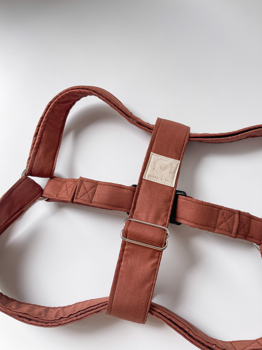 'chocolate' harness