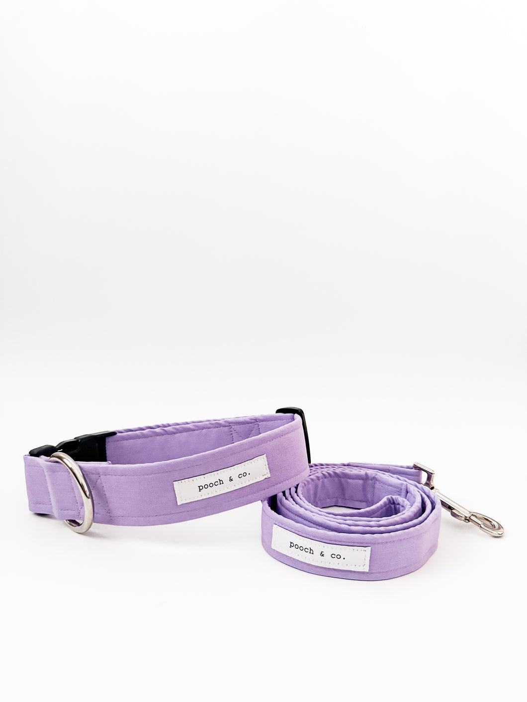 'mauve' collar