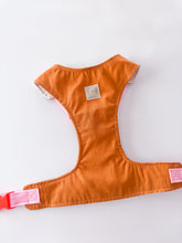 Load image into Gallery viewer, 'peach squeeze' chest harness
