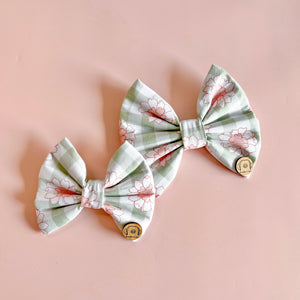 'cheryl' bow