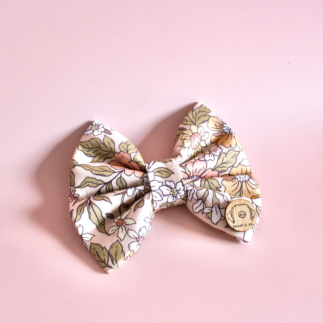 'gwen' bow