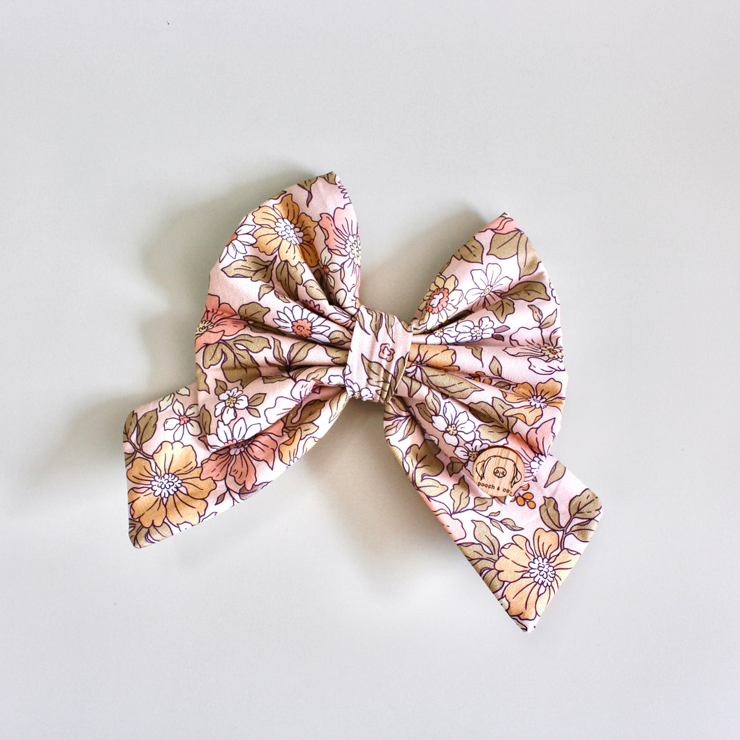 'gwen' sailor bow