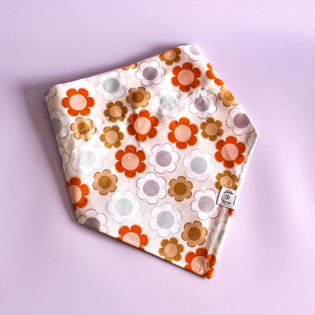 'retro daisies' bandana