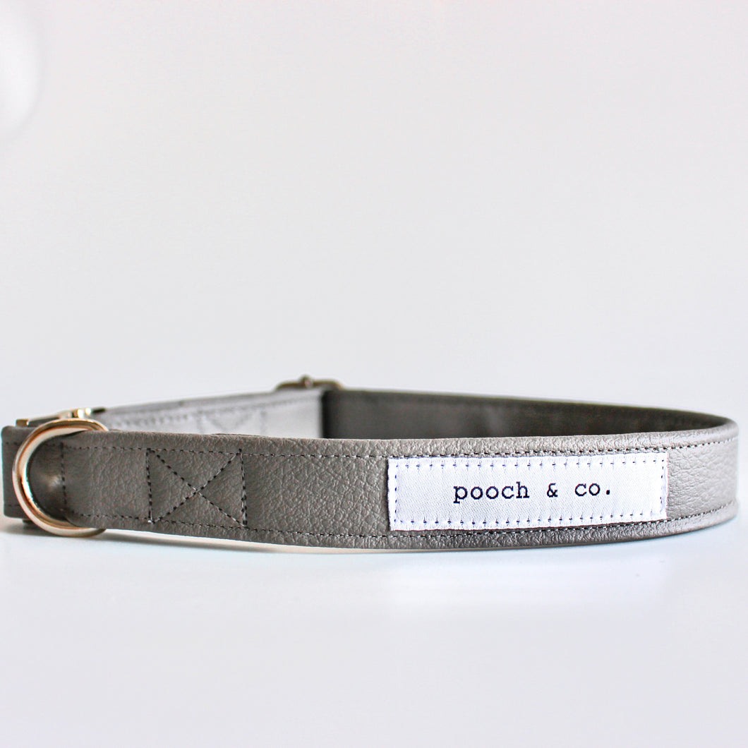 'sloan' collar