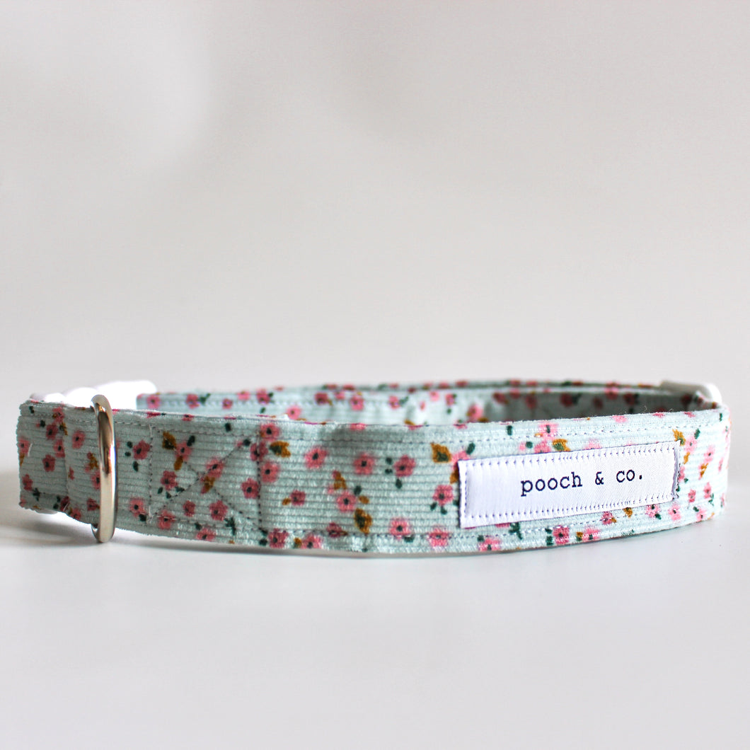 'leah' collar